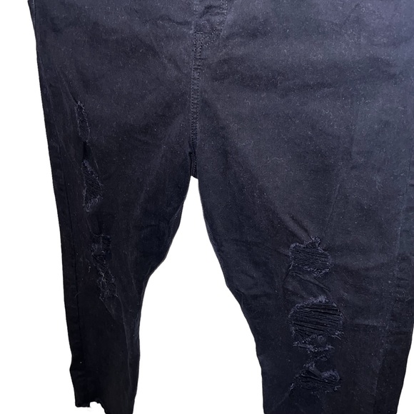 Levi’s Plus Wedgie Skinny Black Distressed Jeans Raw Hem Ankle Length - Picture 4 of 11